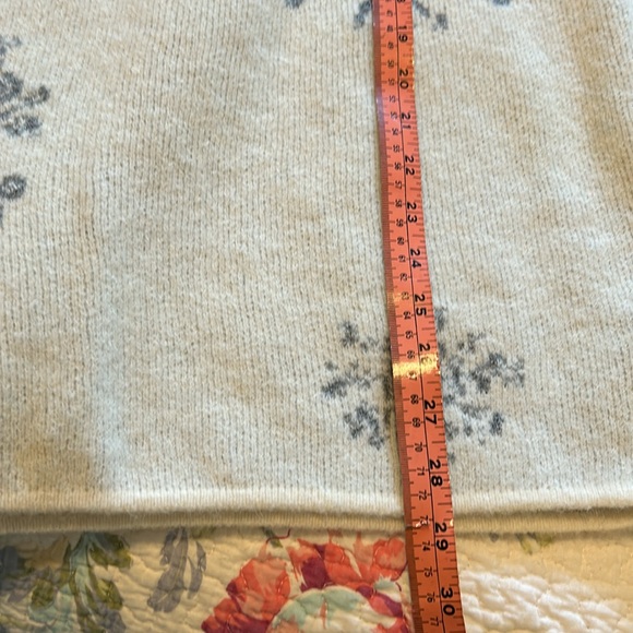 Sp Sweater NWT - Picture 12 of 16